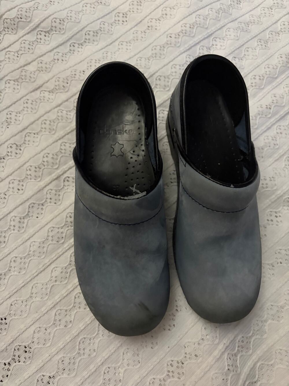 Dansko Professional Clogs Gray Black Leather Slip On Nursing Work Shoes 37 6.5 7